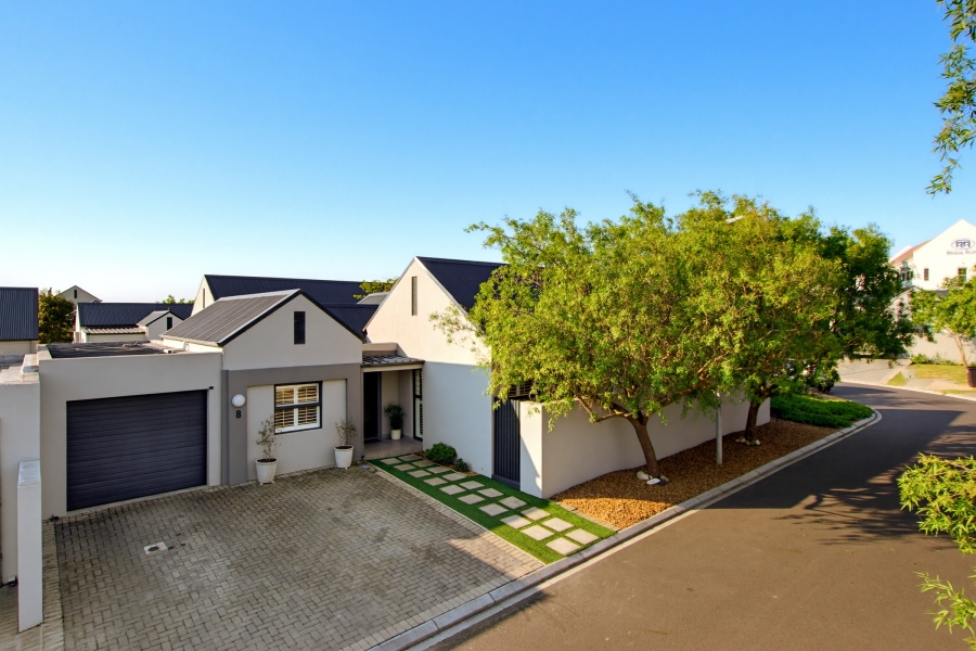 3 Bedroom Property for Sale in Aan de Wijnlanden Western Cape